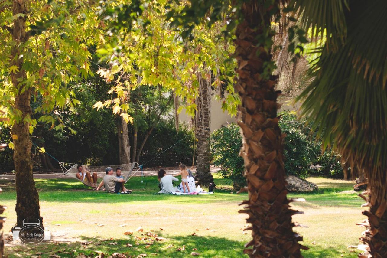 Eden Inn Zikhron Ya'akov Dış mekan fotoğraf